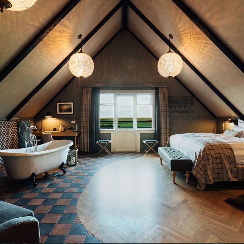 Skálakot Manor house South Coast - A wonderful lodge, restaurant & horse farm